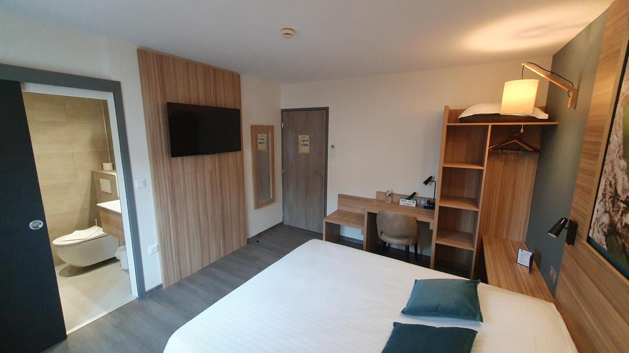 Logis Hotel - Les Pasteliers Lavaur  Luaran gambar