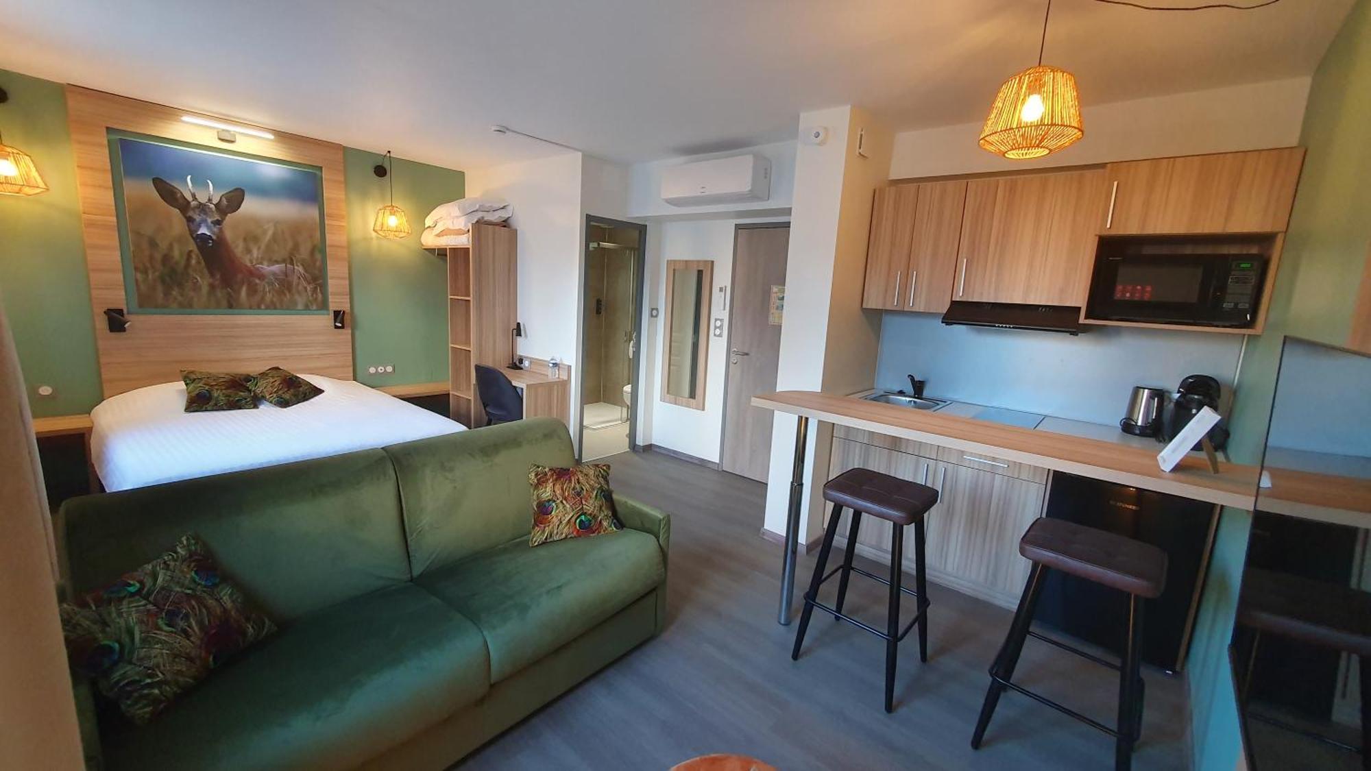 Logis Hotel - Les Pasteliers Lavaur  Luaran gambar